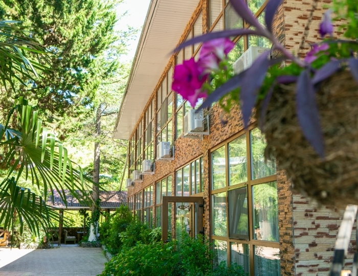 Отель «Гости Кавказа» Цандрипш