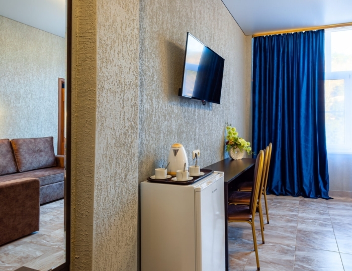 Люкс 2-местный 2-комнатный - Отель «Гости Кавказа» Цандрипш